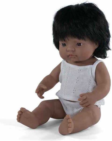 Latino babymeisje (38 cm)