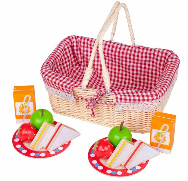 Picknickmandje met etenswaren